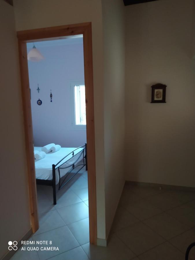 Ozena Countryside Apartment Vromonerion Exterior photo